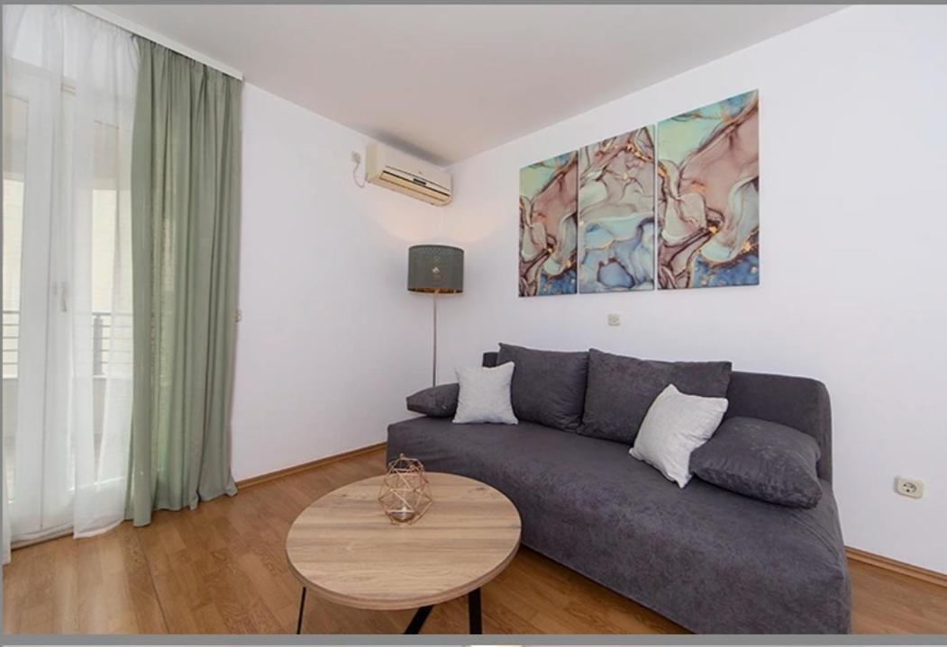 Ivmalu Apartments Tučepi Εξωτερικό φωτογραφία