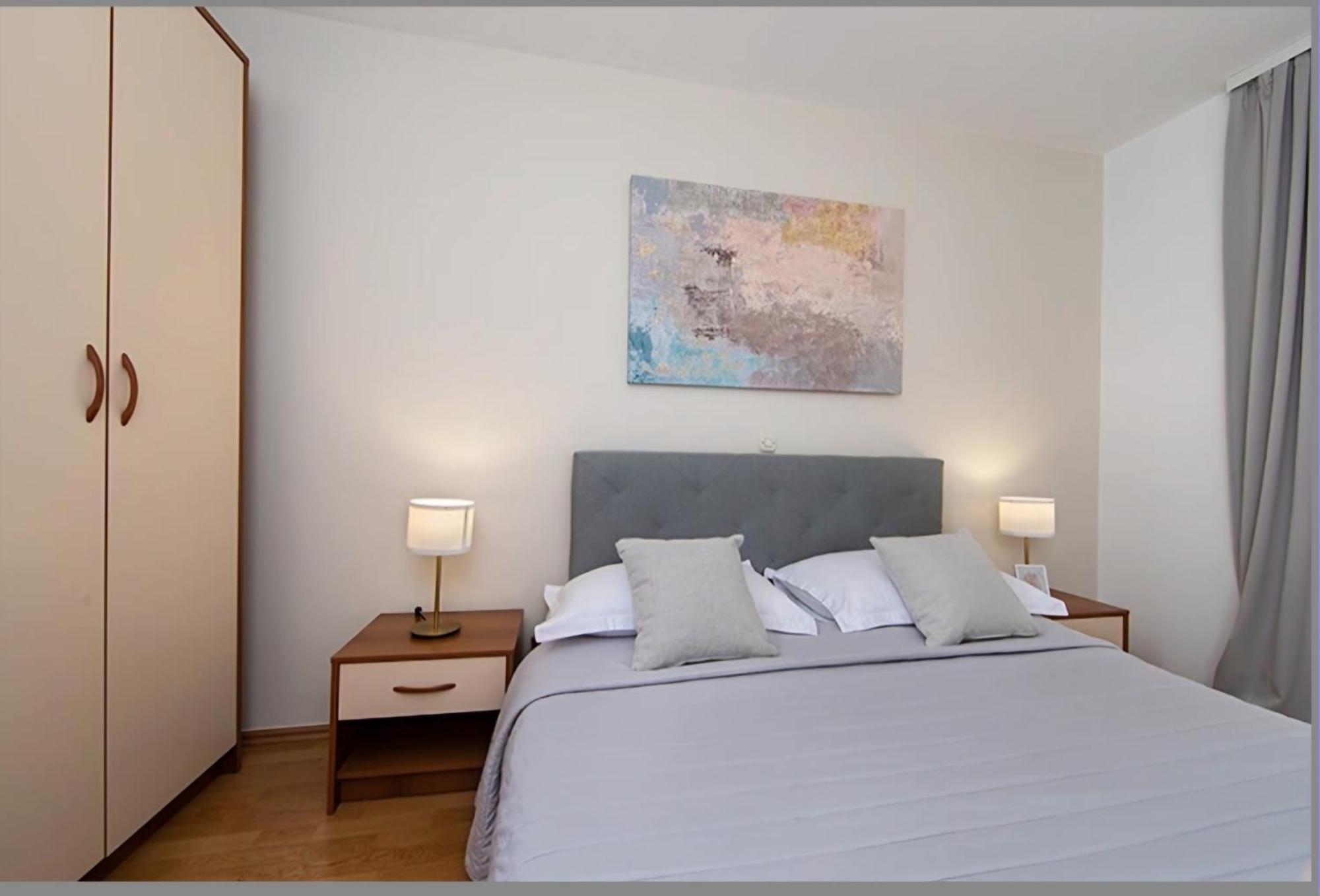 Ivmalu Apartments Tučepi Εξωτερικό φωτογραφία
